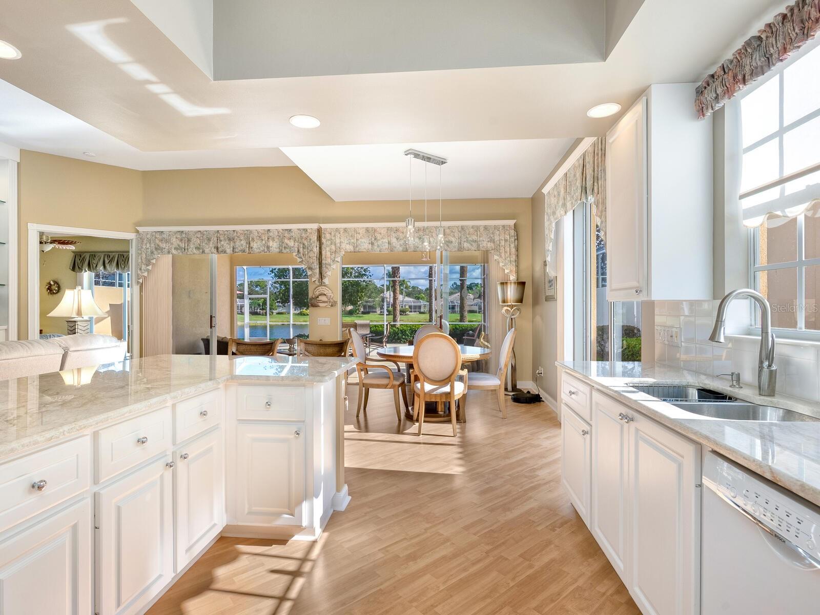 Image 14 of 45 For 7675 Uliva Way