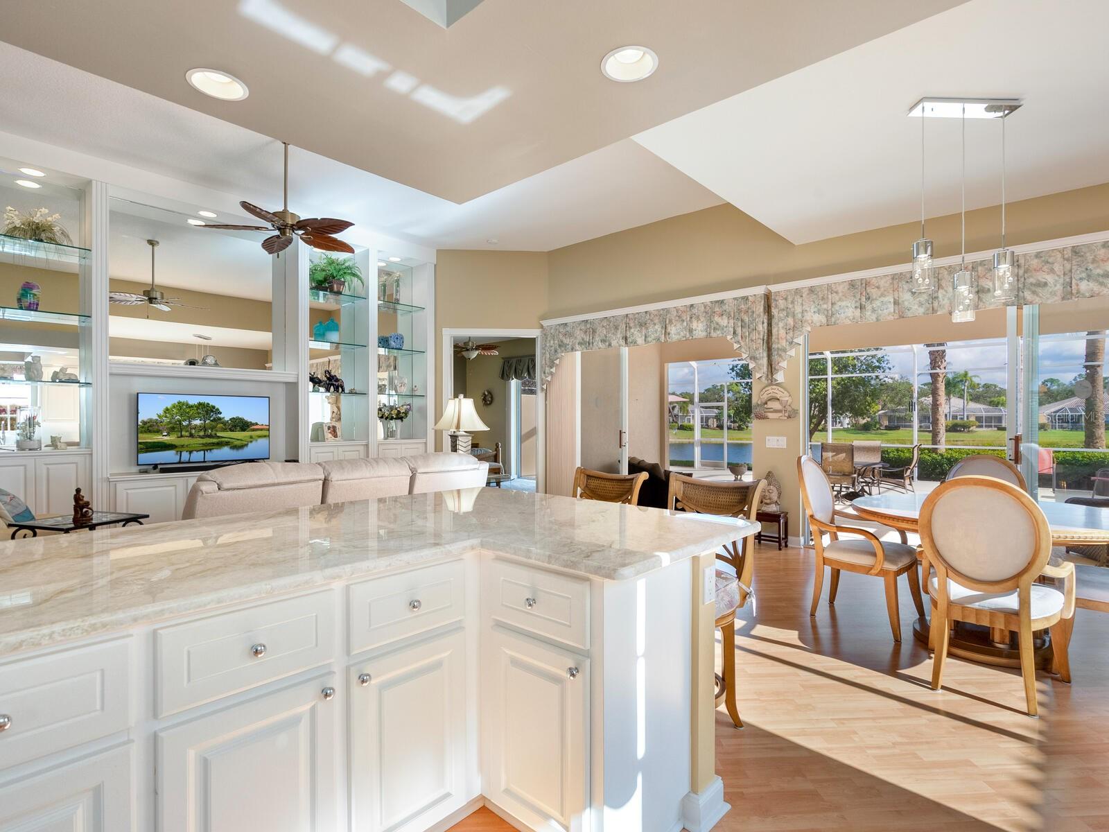 Image 15 of 45 For 7675 Uliva Way