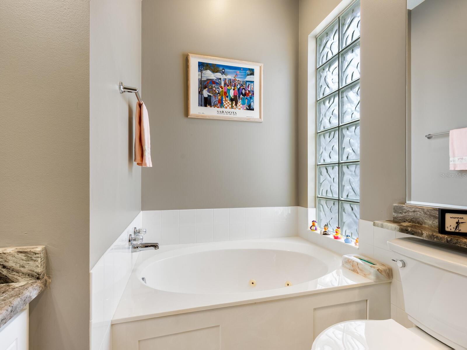 Image 19 of 45 For 7675 Uliva Way