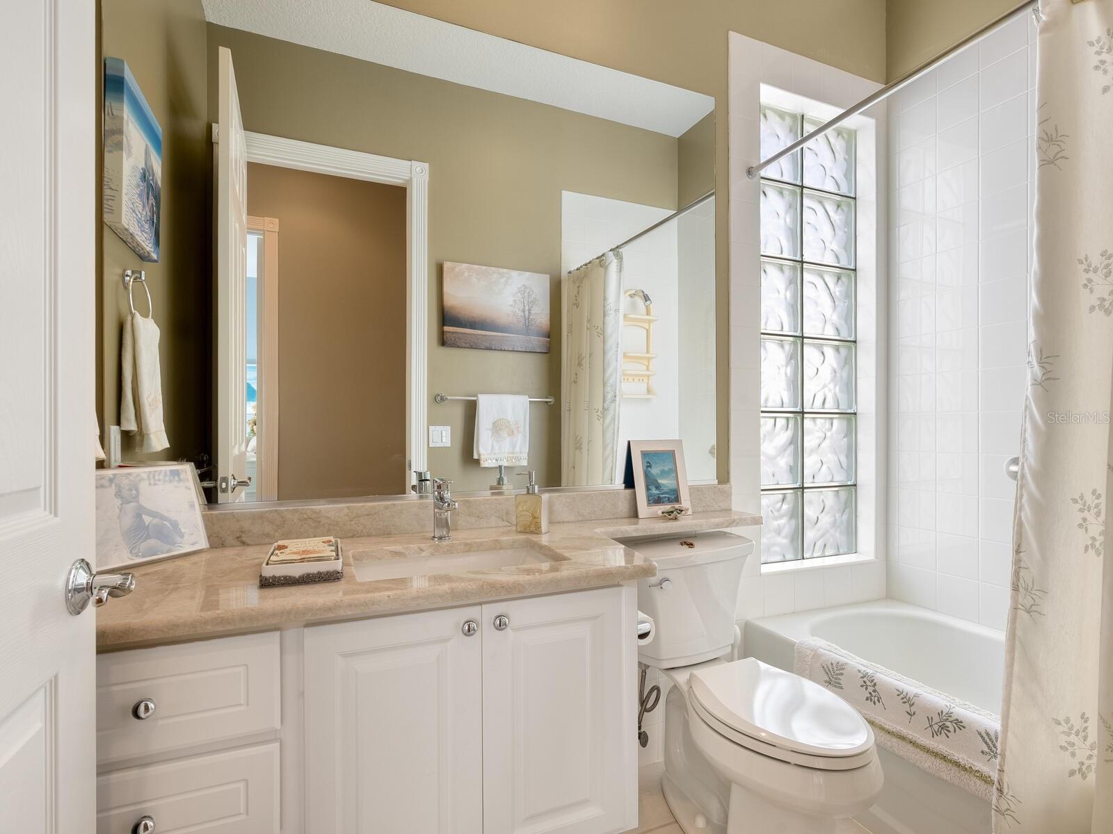 Image 22 of 45 For 7675 Uliva Way