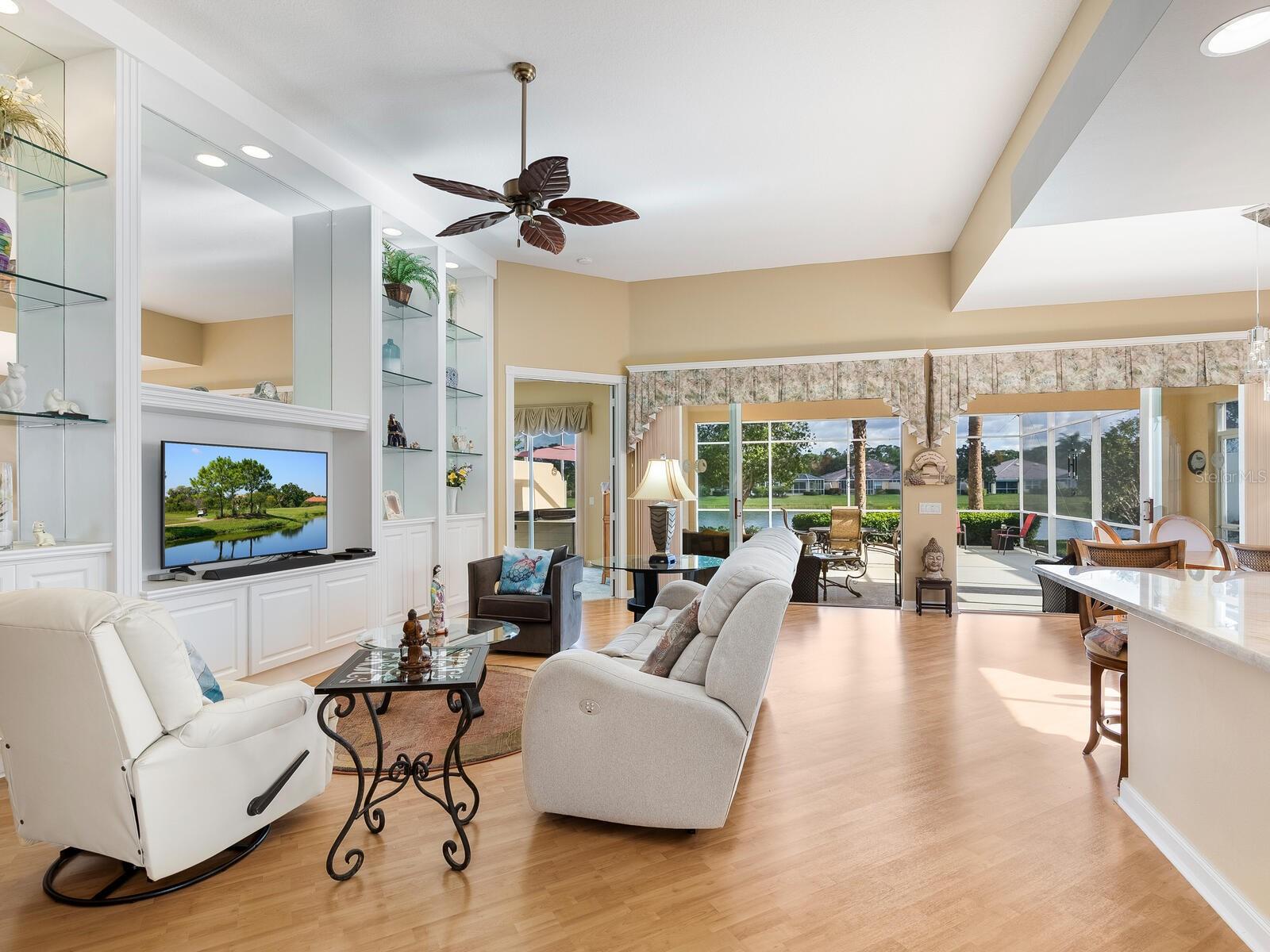 Image 5 of 45 For 7675 Uliva Way