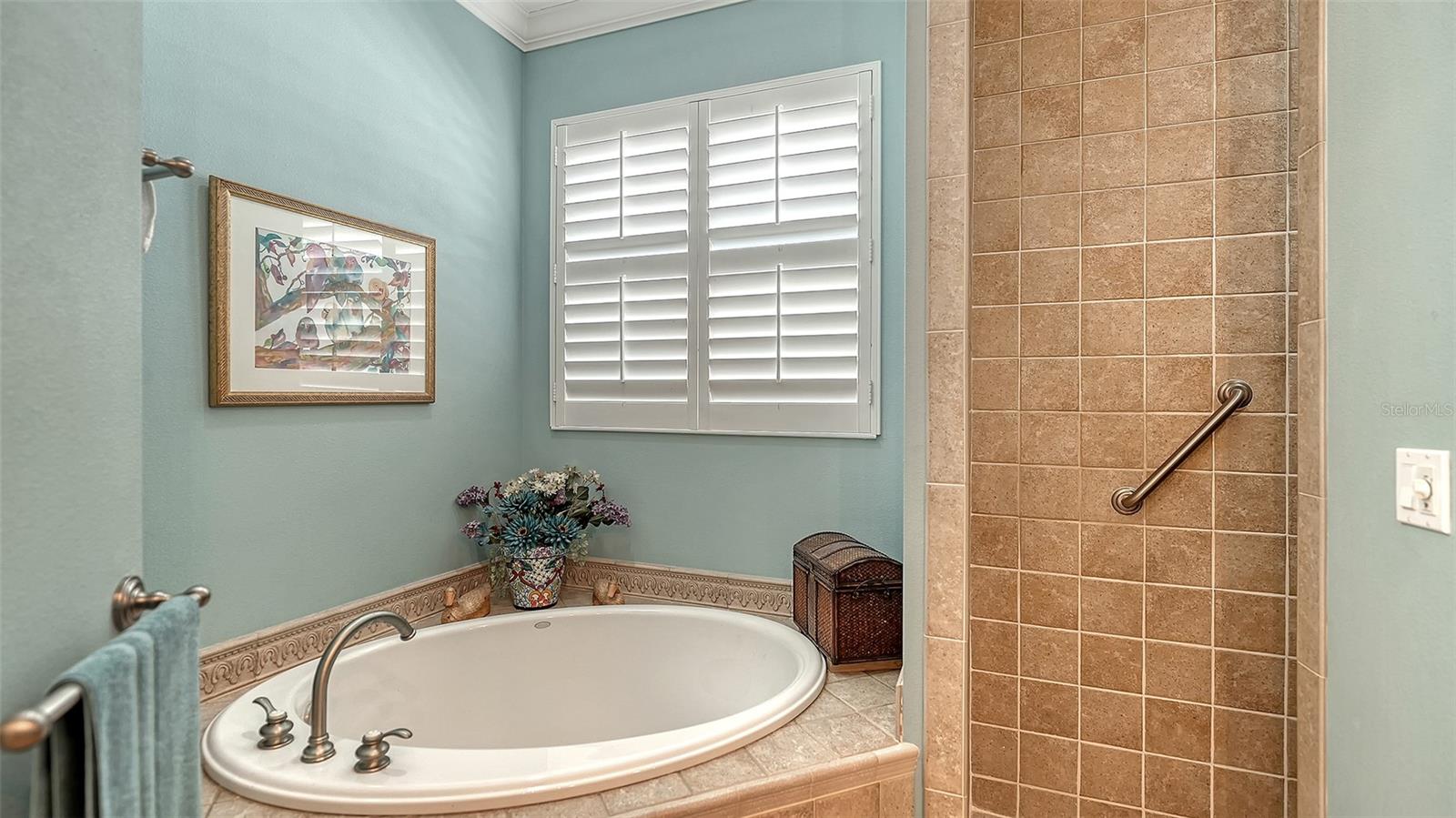 Image 27 of 51 For 2529 Marblehead Drive