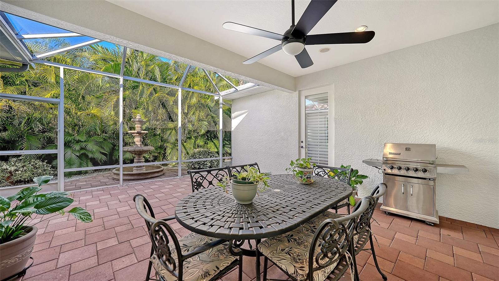 Image 37 of 51 For 2529 Marblehead Drive