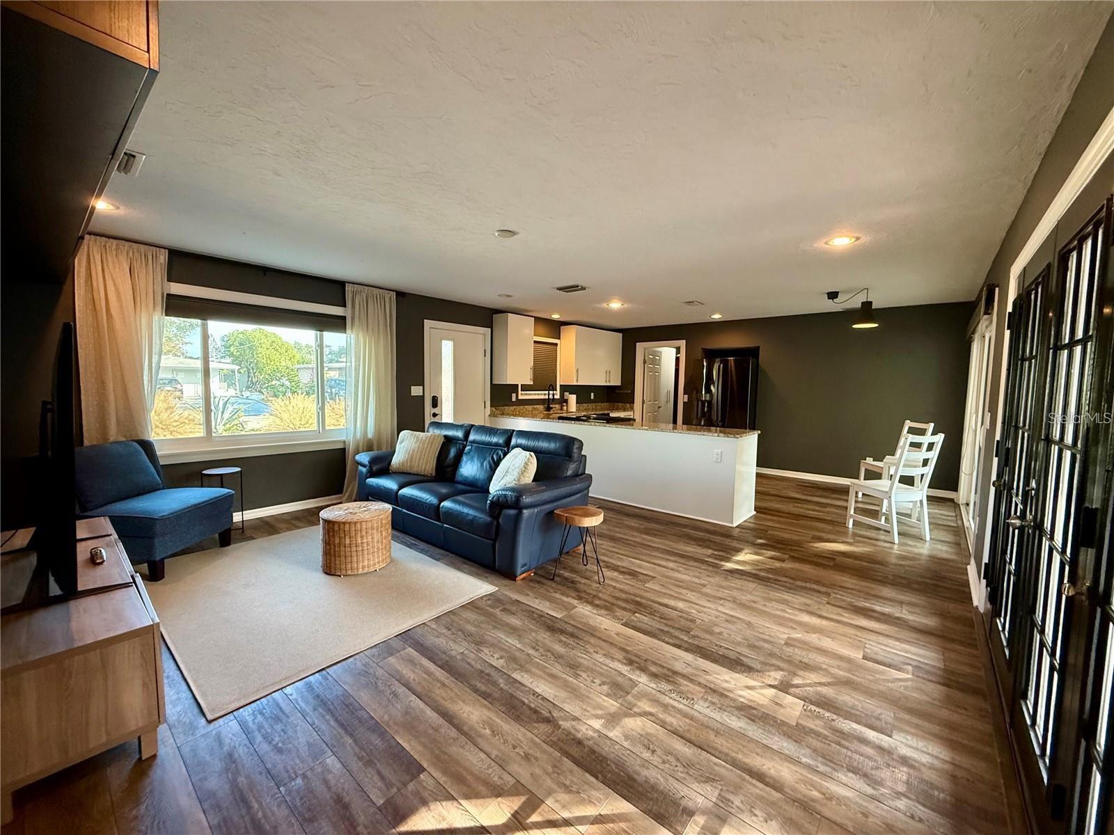 Image 2 of 24 For 2126 Craft Lane