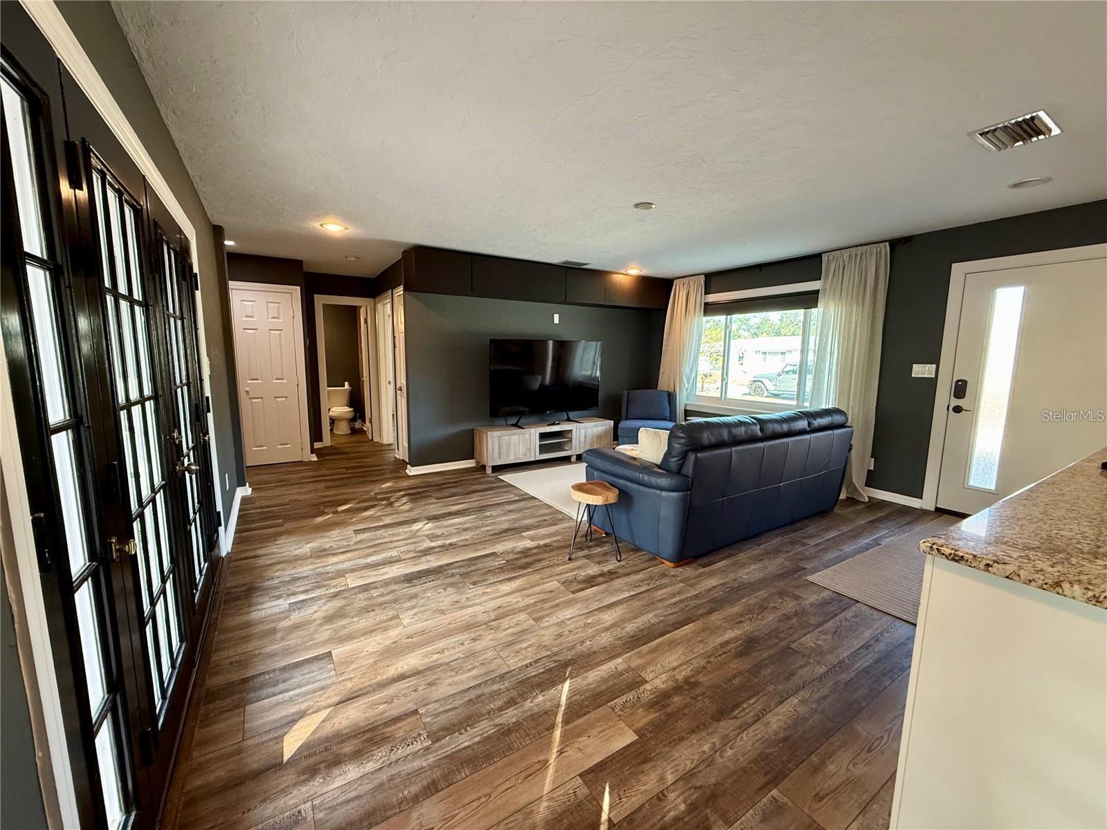 Image 9 of 24 For 2126 Craft Lane