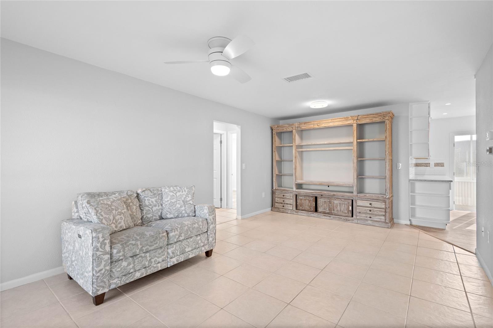 Image 6 of 30 For 3801 42nd Street W Na