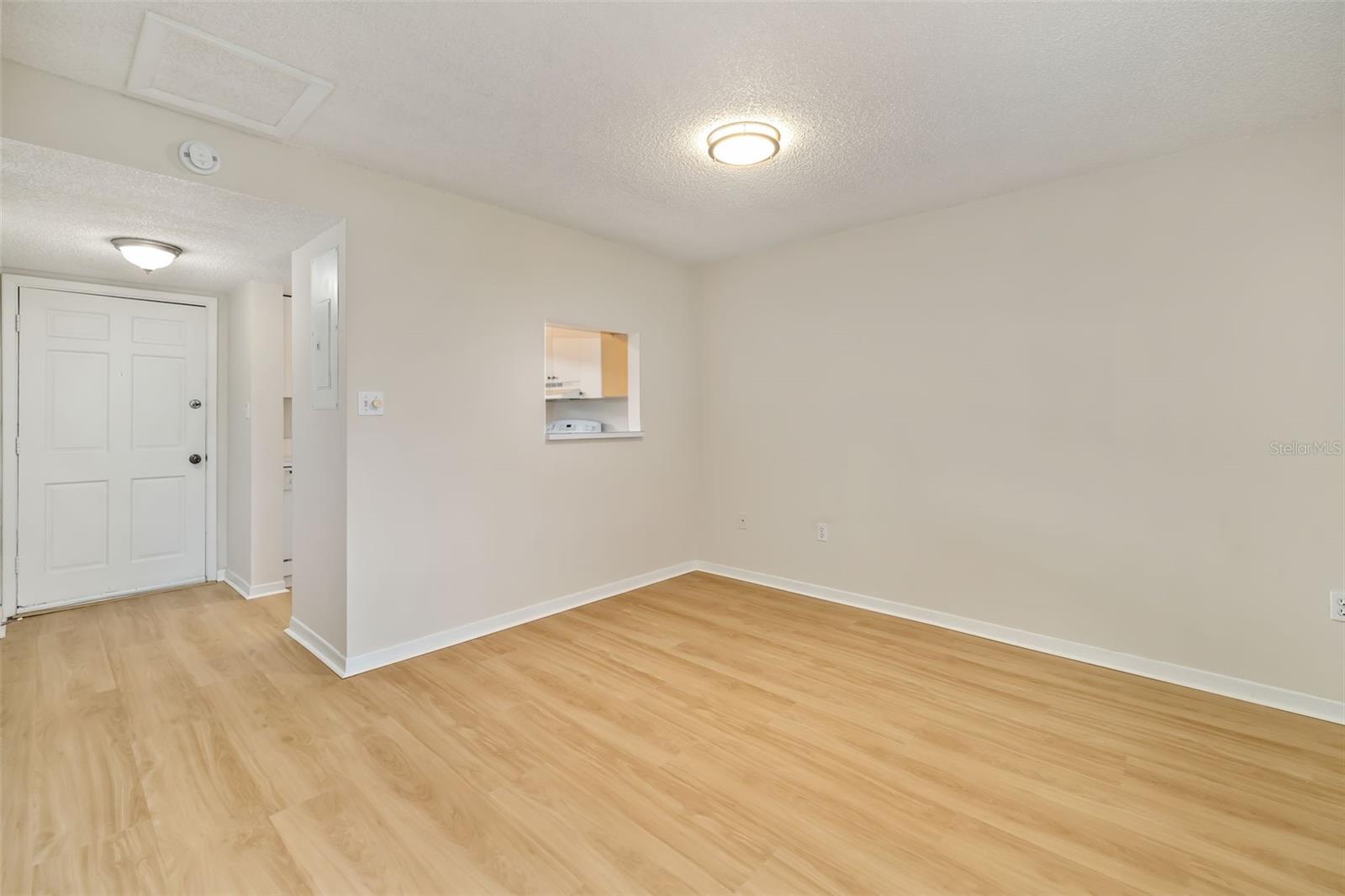 Image 17 of 39 For 203 47th Avenue Drive W 167