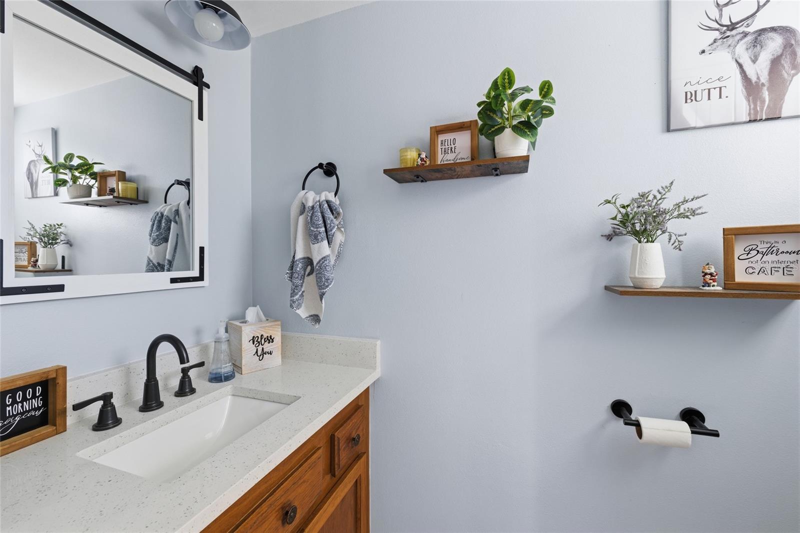 Image 16 of 37 For 405 Woods Landing Trail