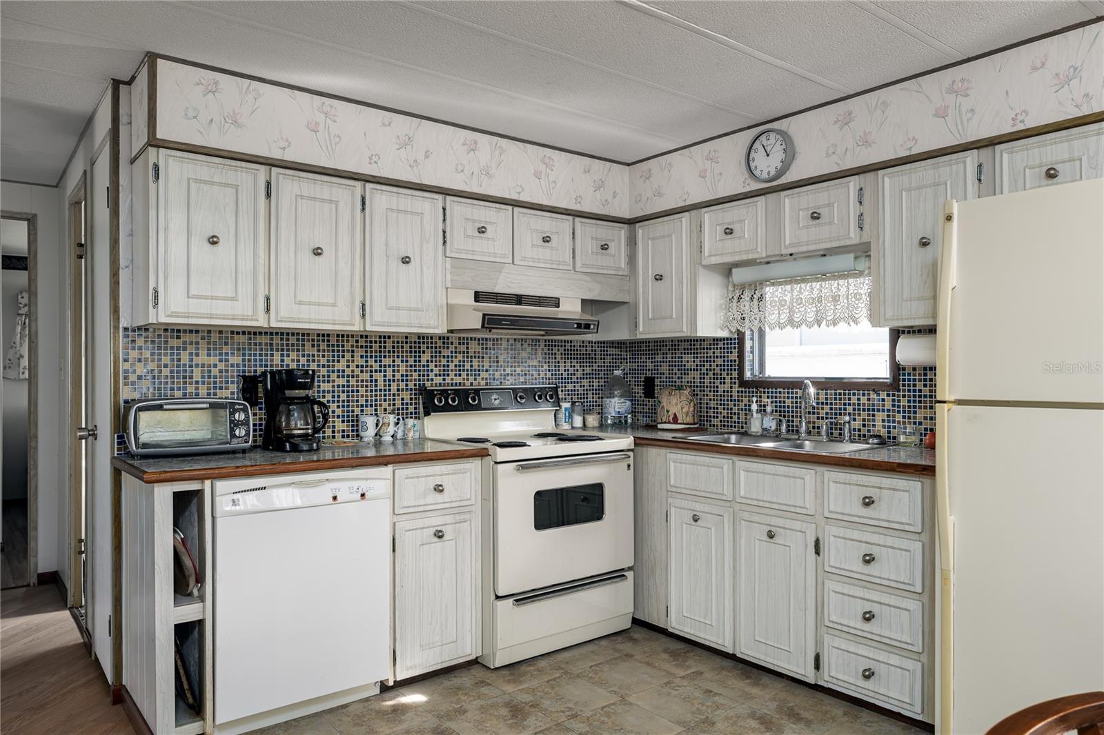 Image 8 of 24 For 3102 Terra Siesta Boulevard