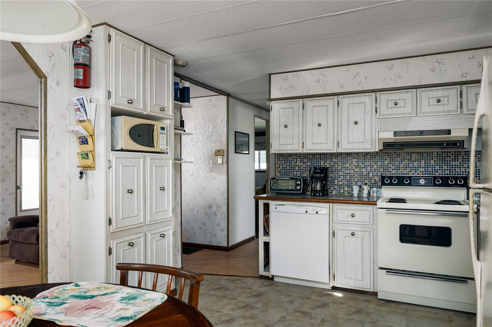 Image 9 of 24 For 3102 Terra Siesta Boulevard