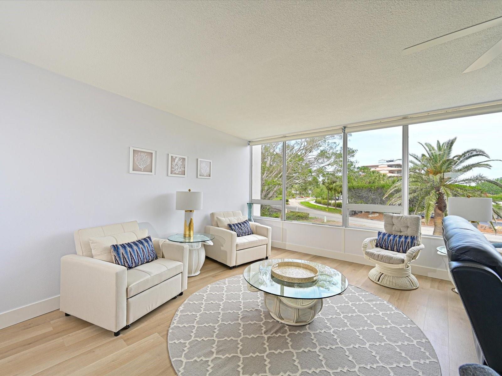 Image 11 of 34 For 100 Sands Point Road 225