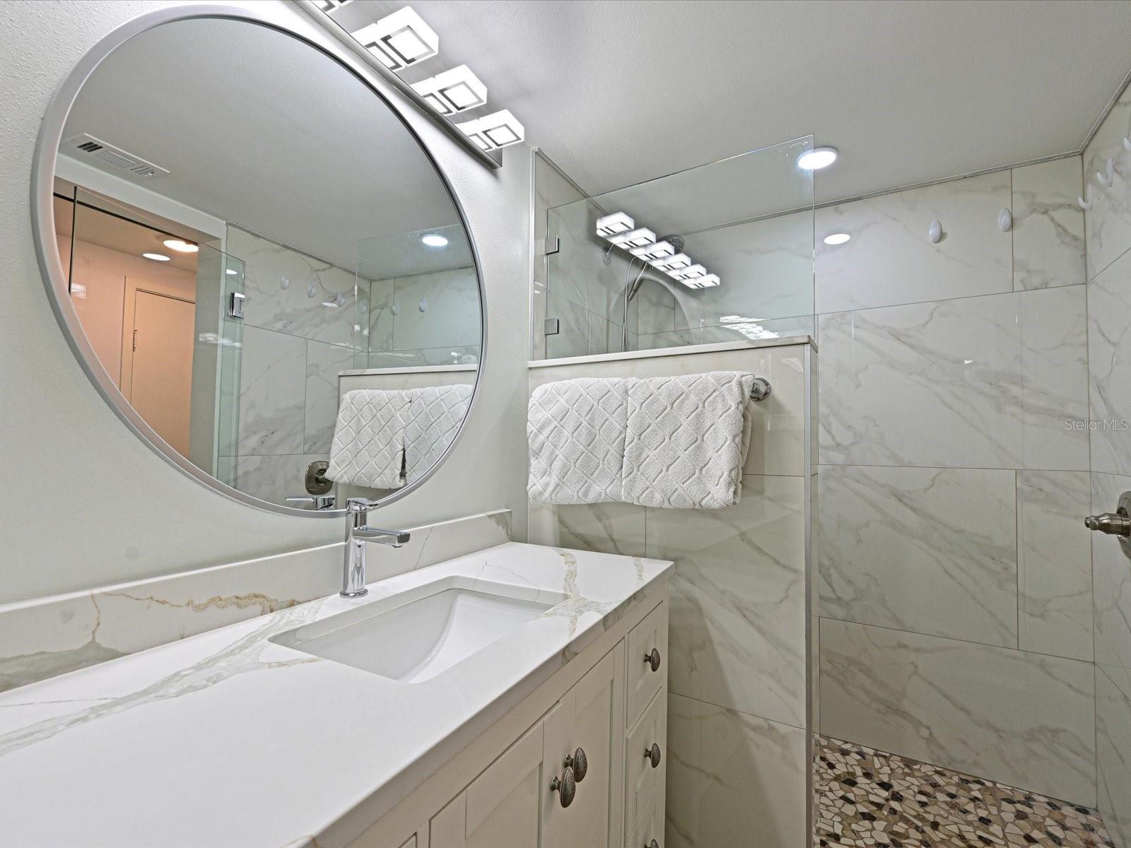 Image 20 of 34 For 100 Sands Point Road 225