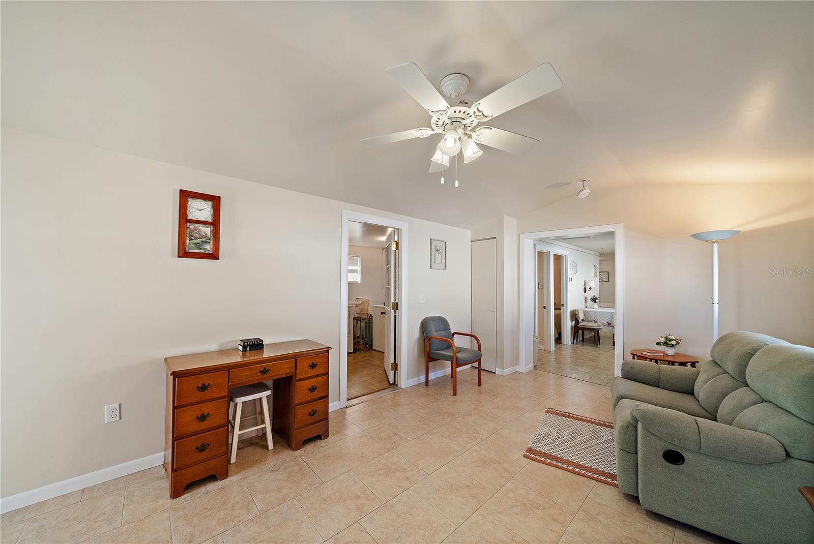 Image 22 of 25 For 1369 Kruppa Avenue