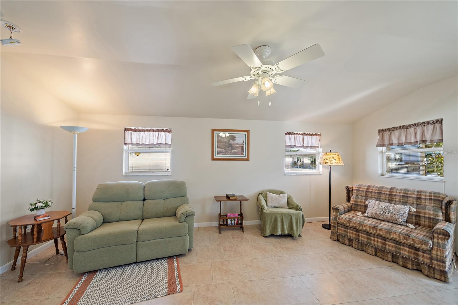 Image 24 of 25 For 1369 Kruppa Avenue