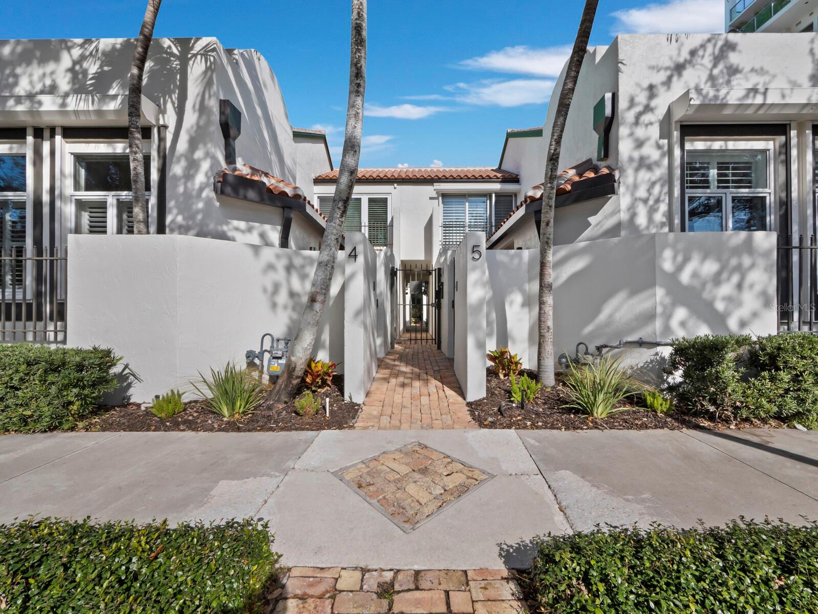 Details for 200 Cocoanut Avenue 7, SARASOTA, FL 34236