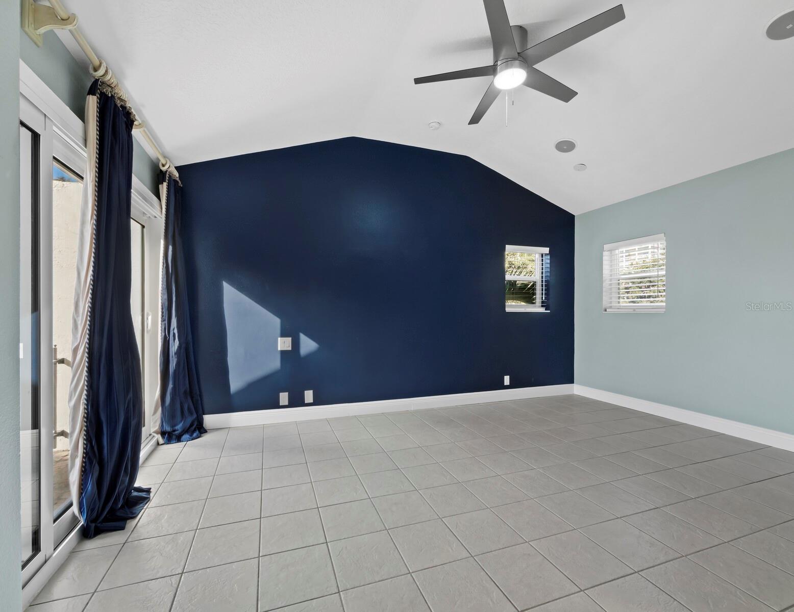 Image 31 of 63 For 200 Cocoanut Avenue 7