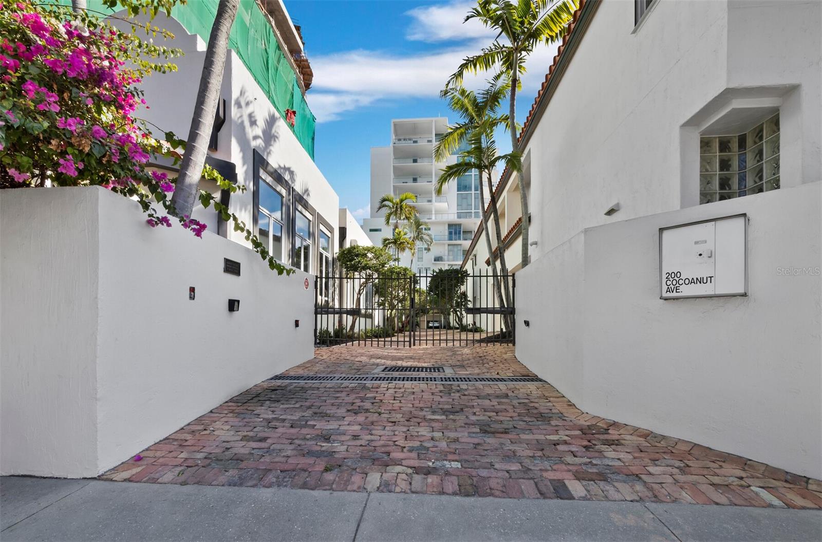 Image 4 of 63 For 200 Cocoanut Avenue 7