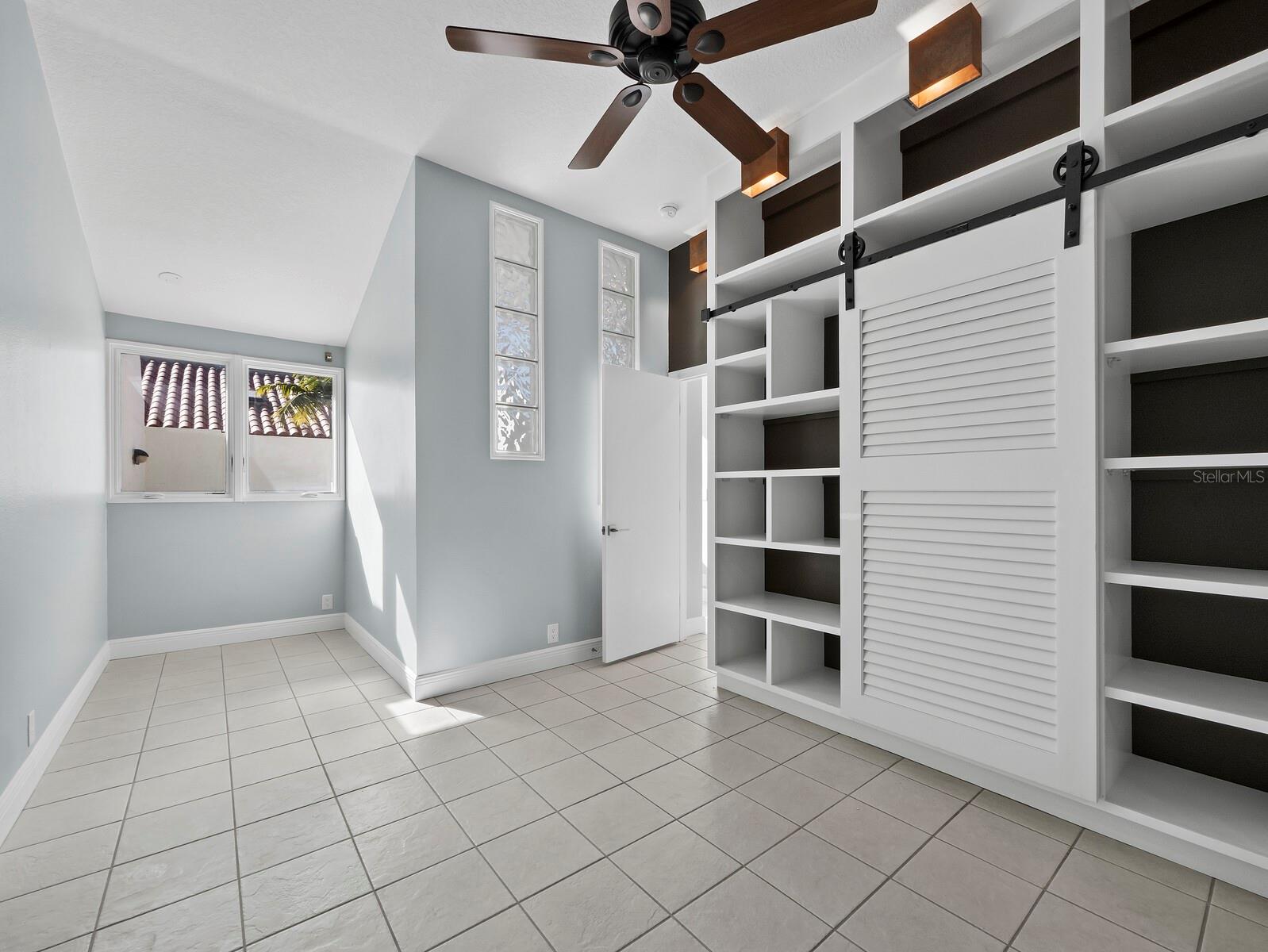 Image 44 of 63 For 200 Cocoanut Avenue 7