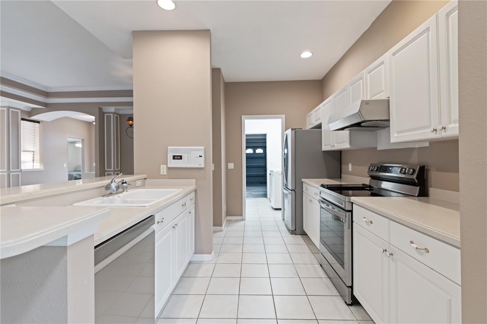 Image 18 of 48 For 4856 Sabal Lake Circle