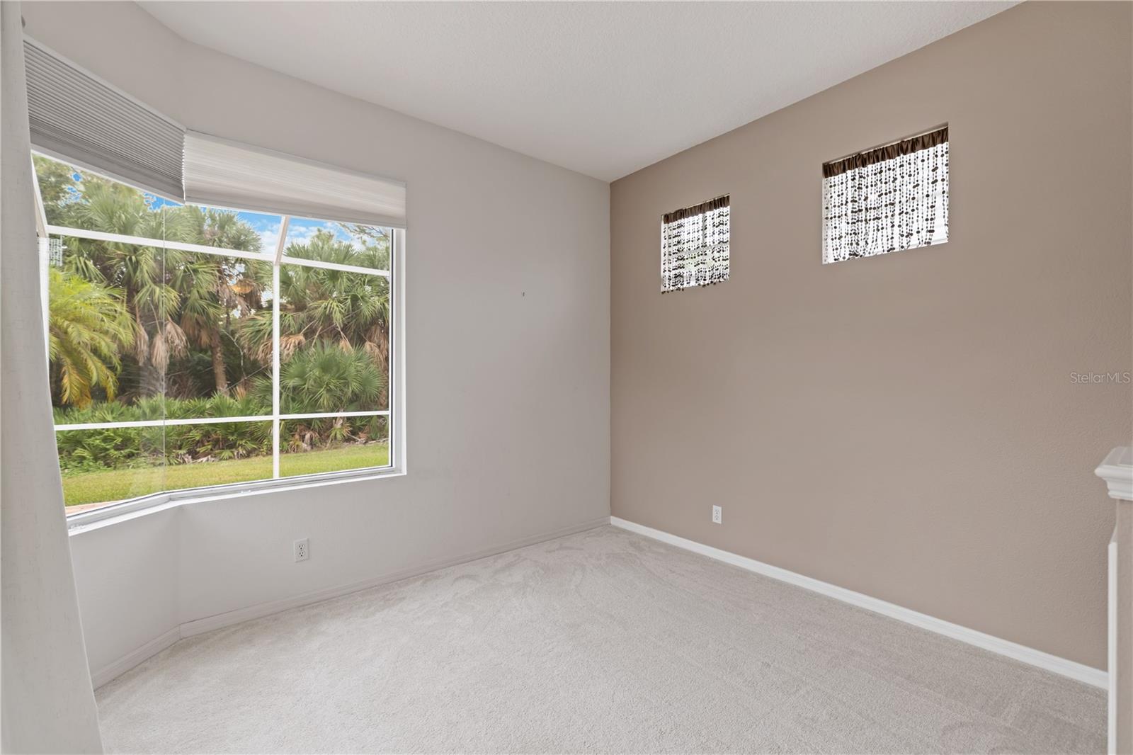 Image 28 of 48 For 4856 Sabal Lake Circle