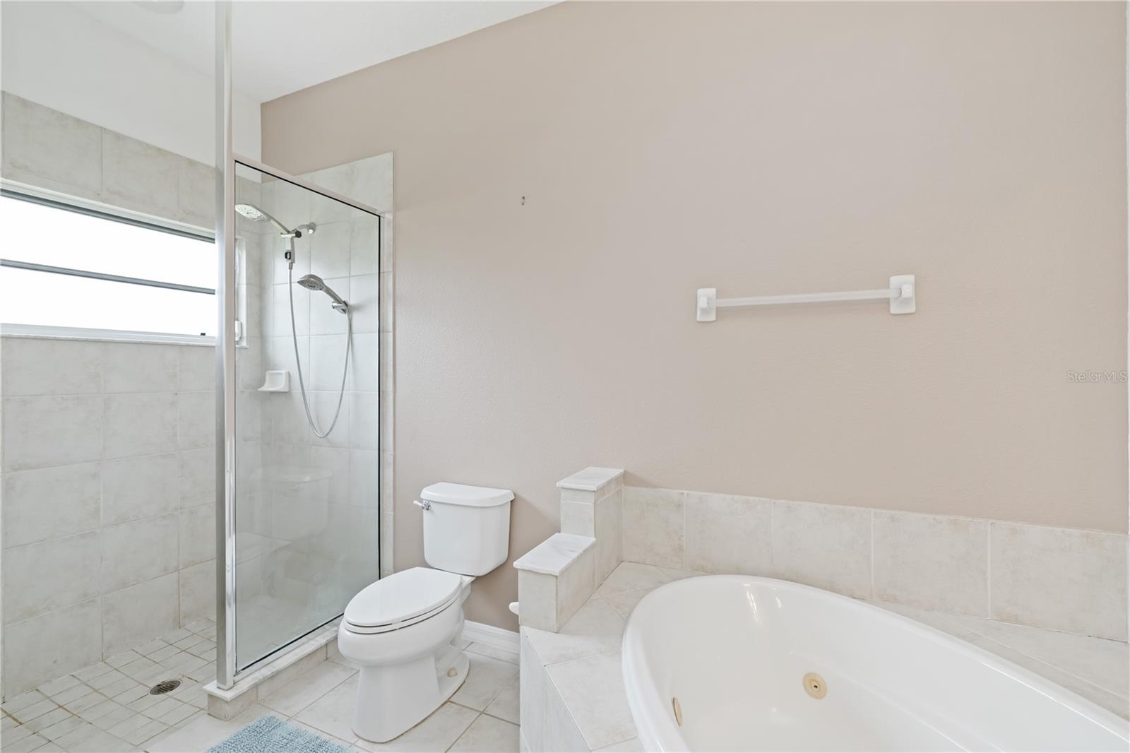 Image 32 of 48 For 4856 Sabal Lake Circle