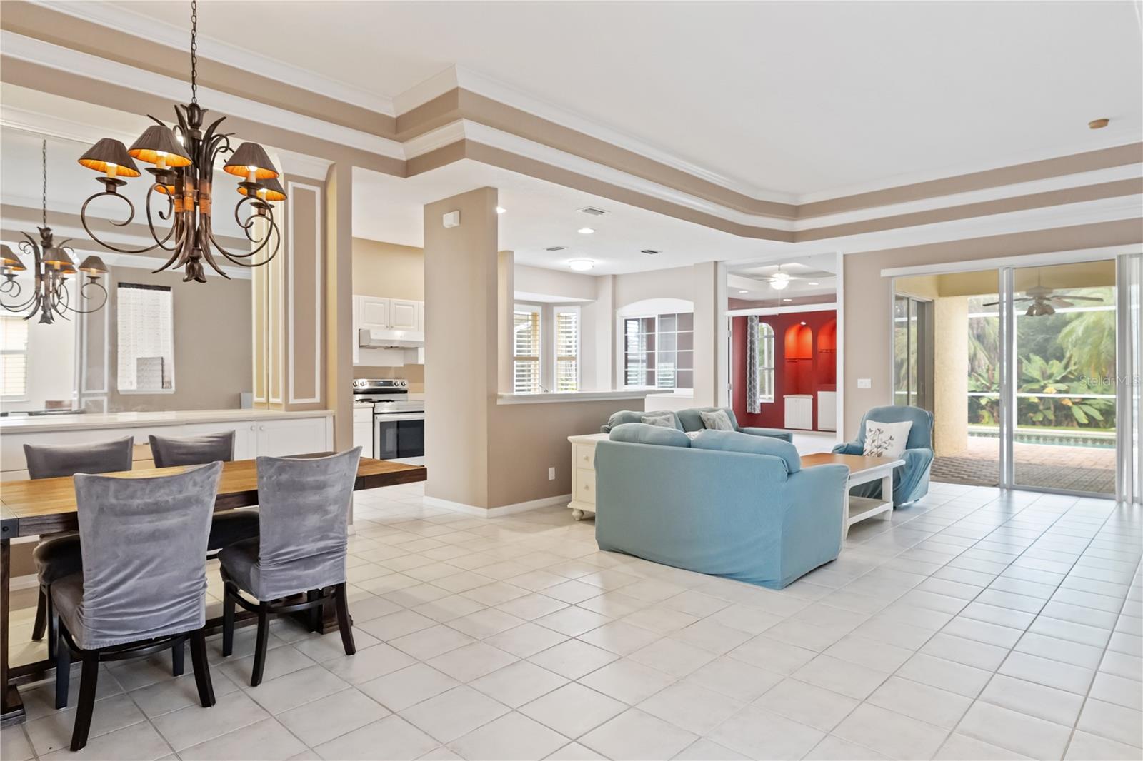 Image 5 of 48 For 4856 Sabal Lake Circle