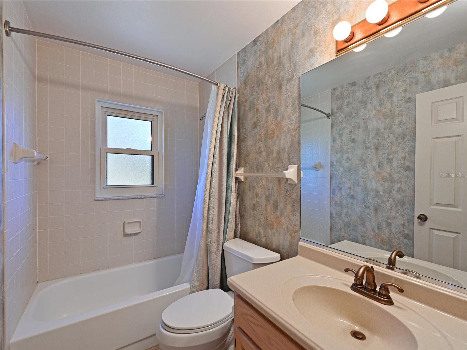 Image 19 of 26 For 4518 30th Street Circle E