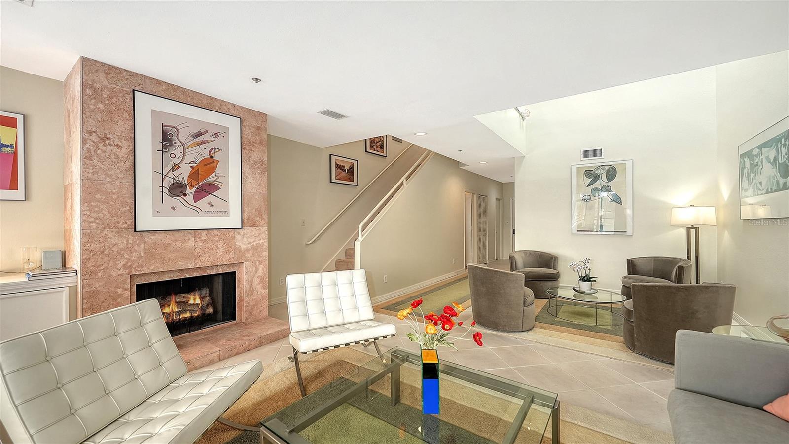 Image 10 of 52 For 1916 Harbourside Drive 803