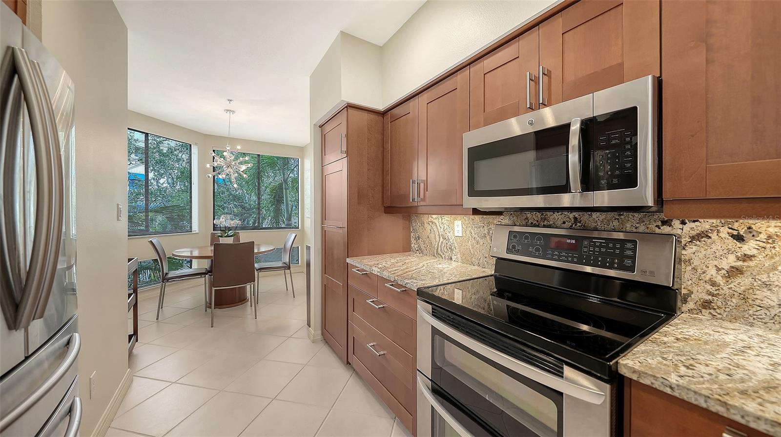 Image 14 of 52 For 1916 Harbourside Drive 803