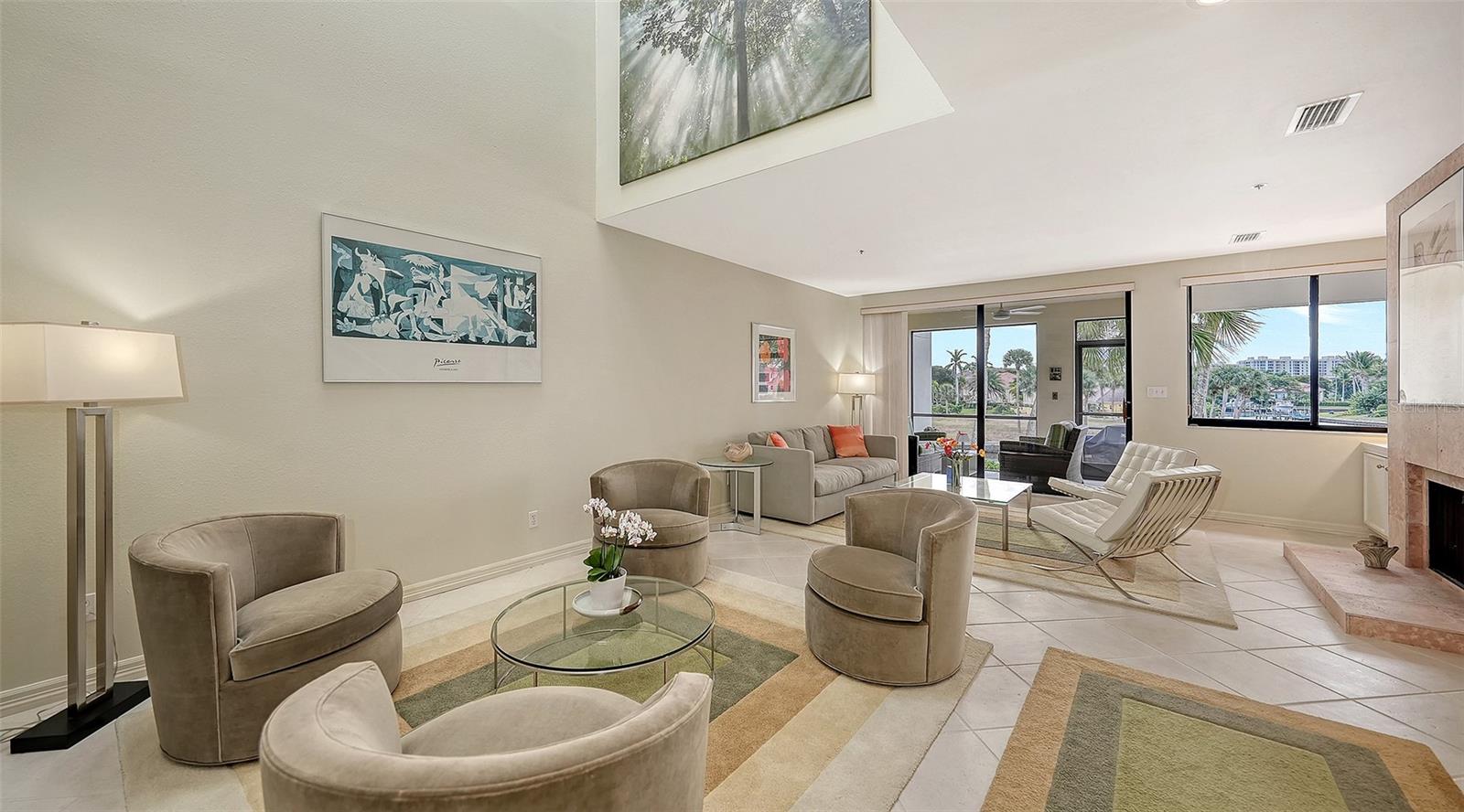 Image 3 of 52 For 1916 Harbourside Drive 803