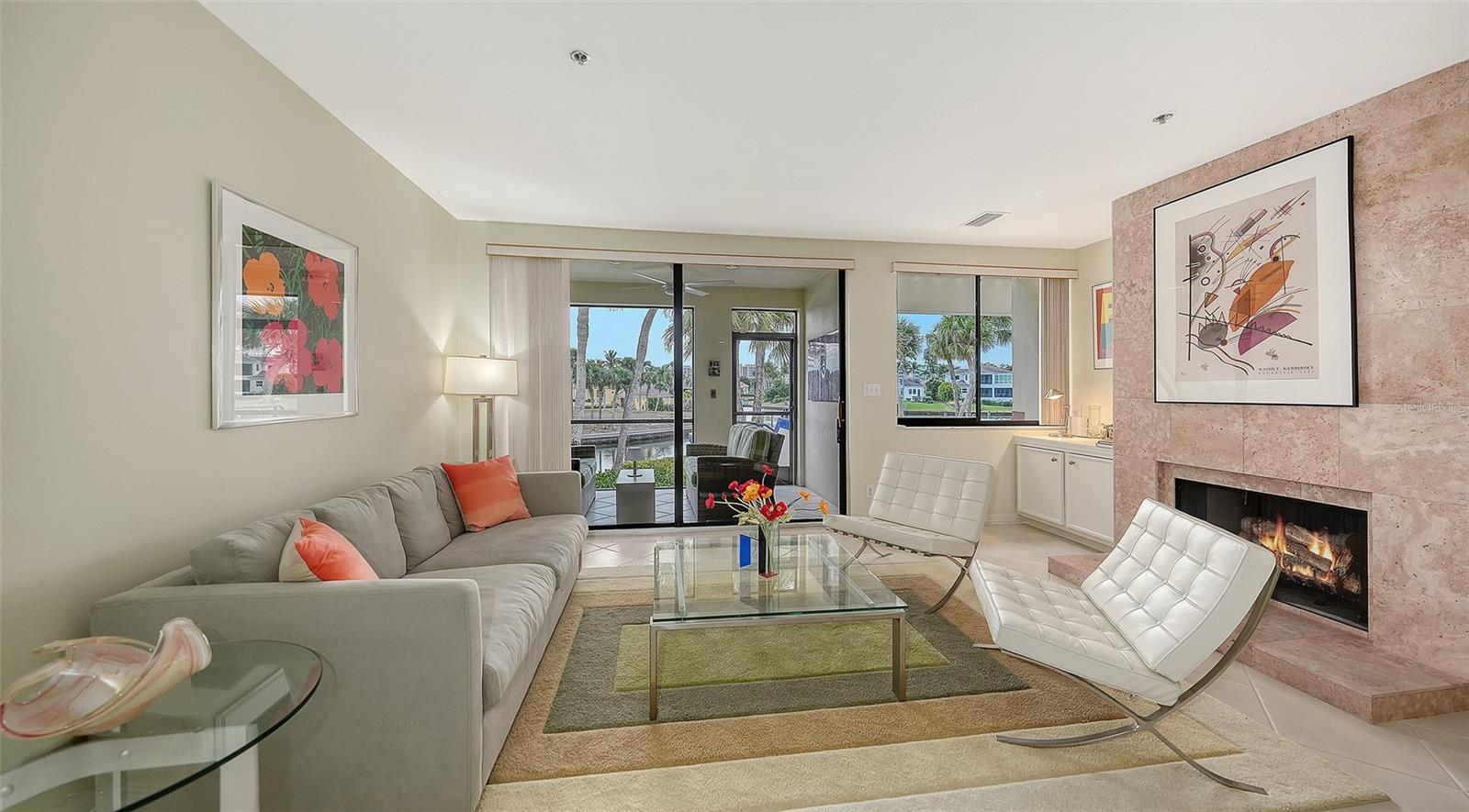 Image 4 of 52 For 1916 Harbourside Drive 803