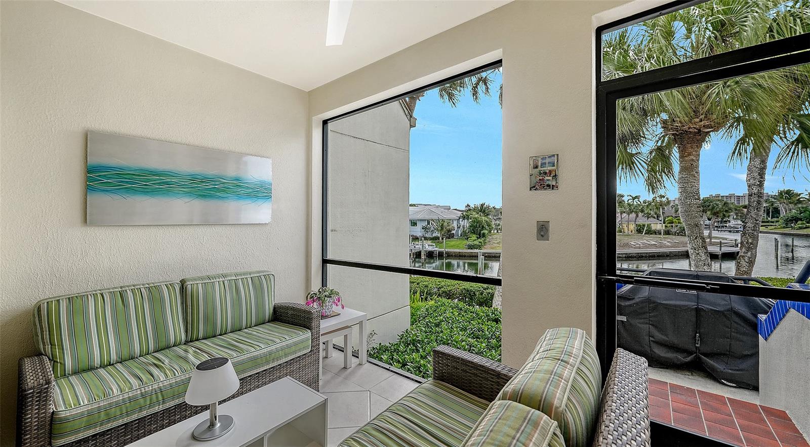 Image 6 of 52 For 1916 Harbourside Drive 803