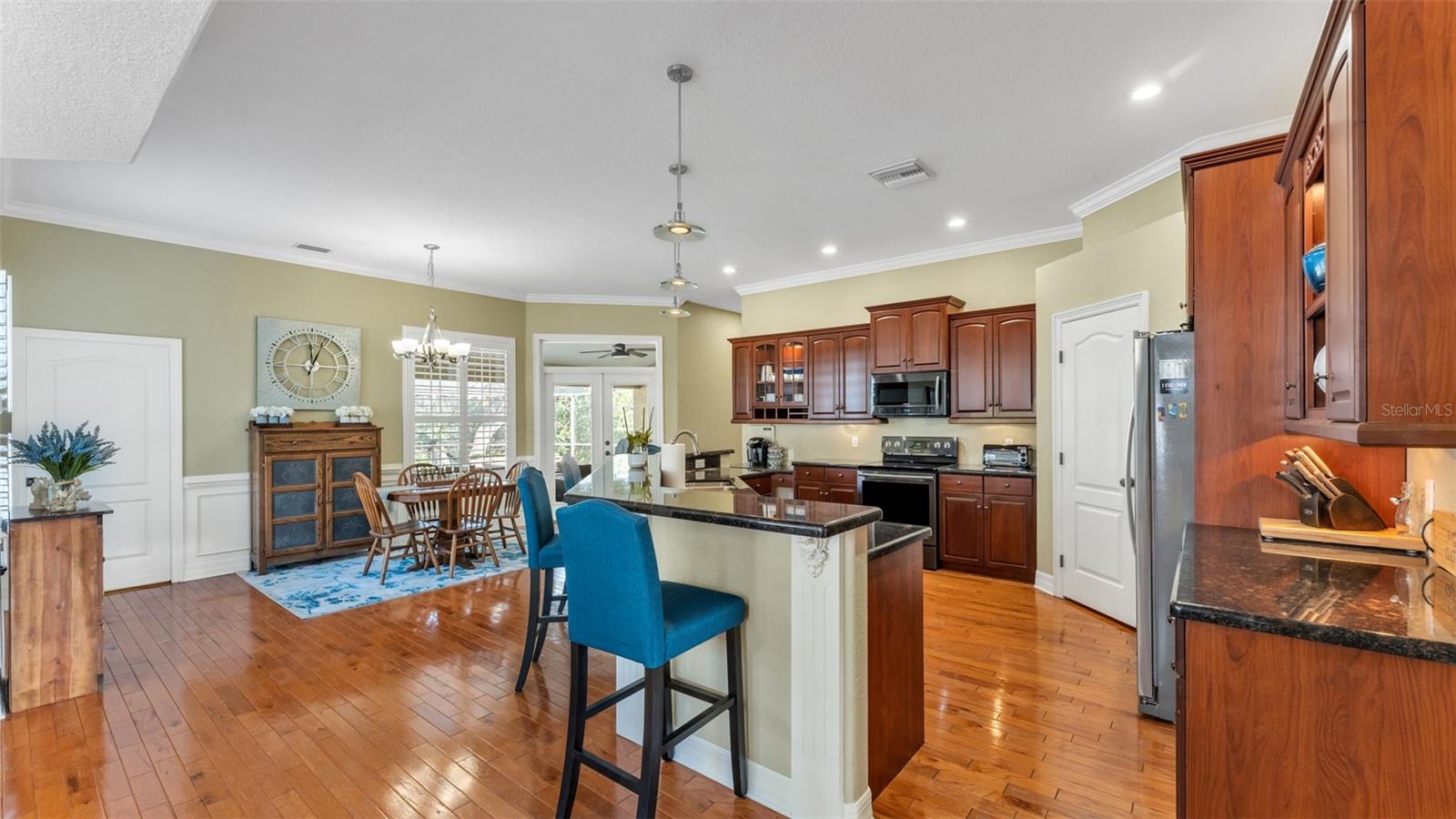 Image 11 of 50 For 1558 Yorkshire Trail