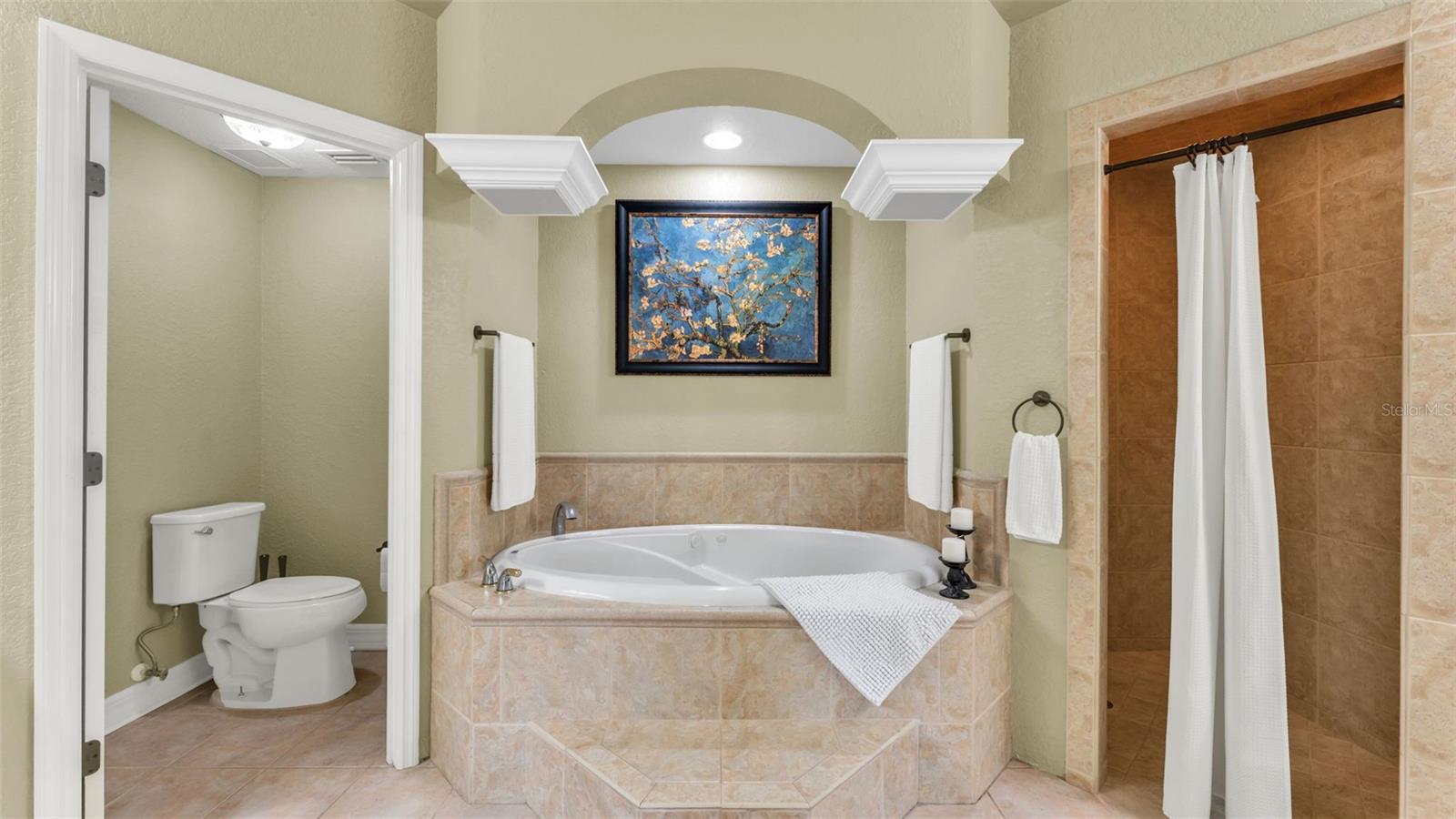 Image 16 of 50 For 1558 Yorkshire Trail