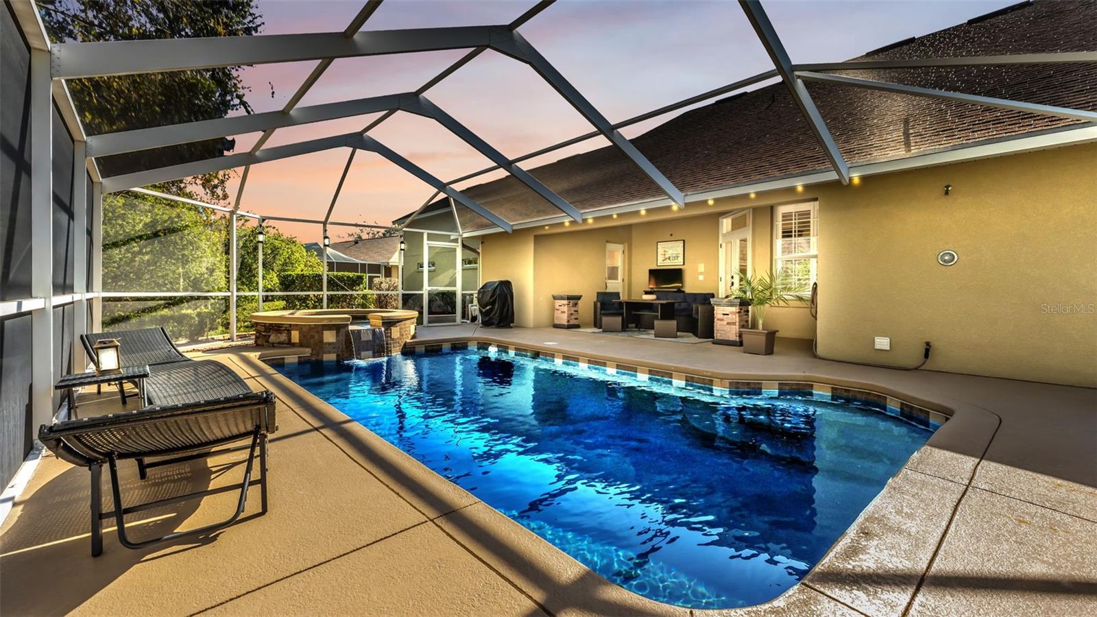 Image 2 of 50 For 1558 Yorkshire Trail