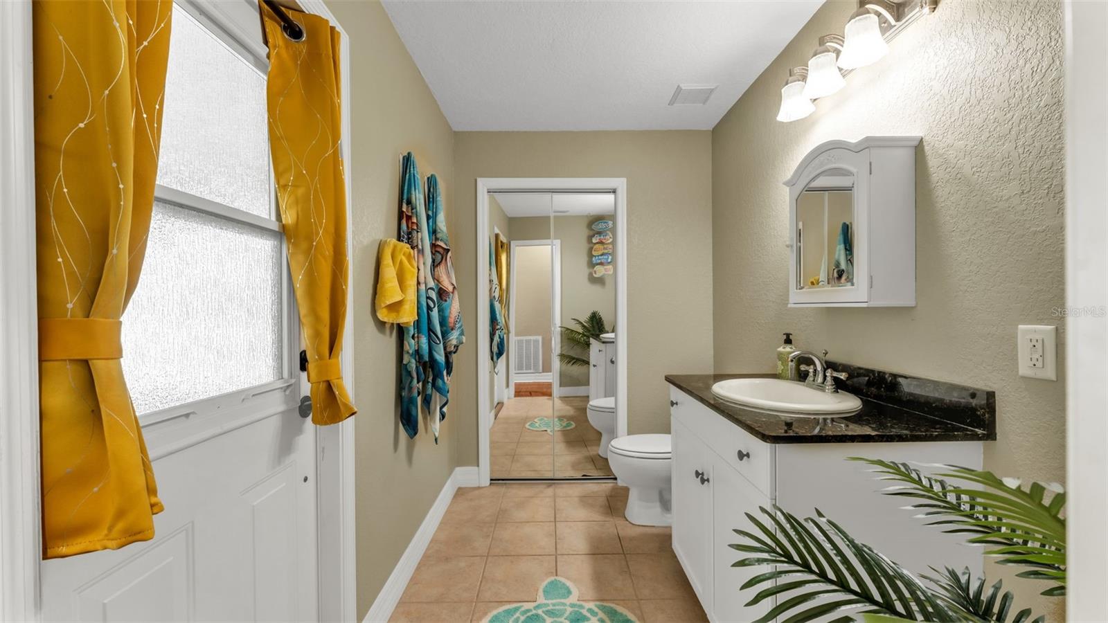 Image 20 of 50 For 1558 Yorkshire Trail