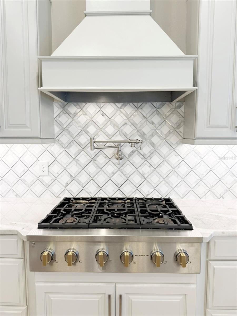 Image 18 of 100 For 5305 Brookgrove Drive