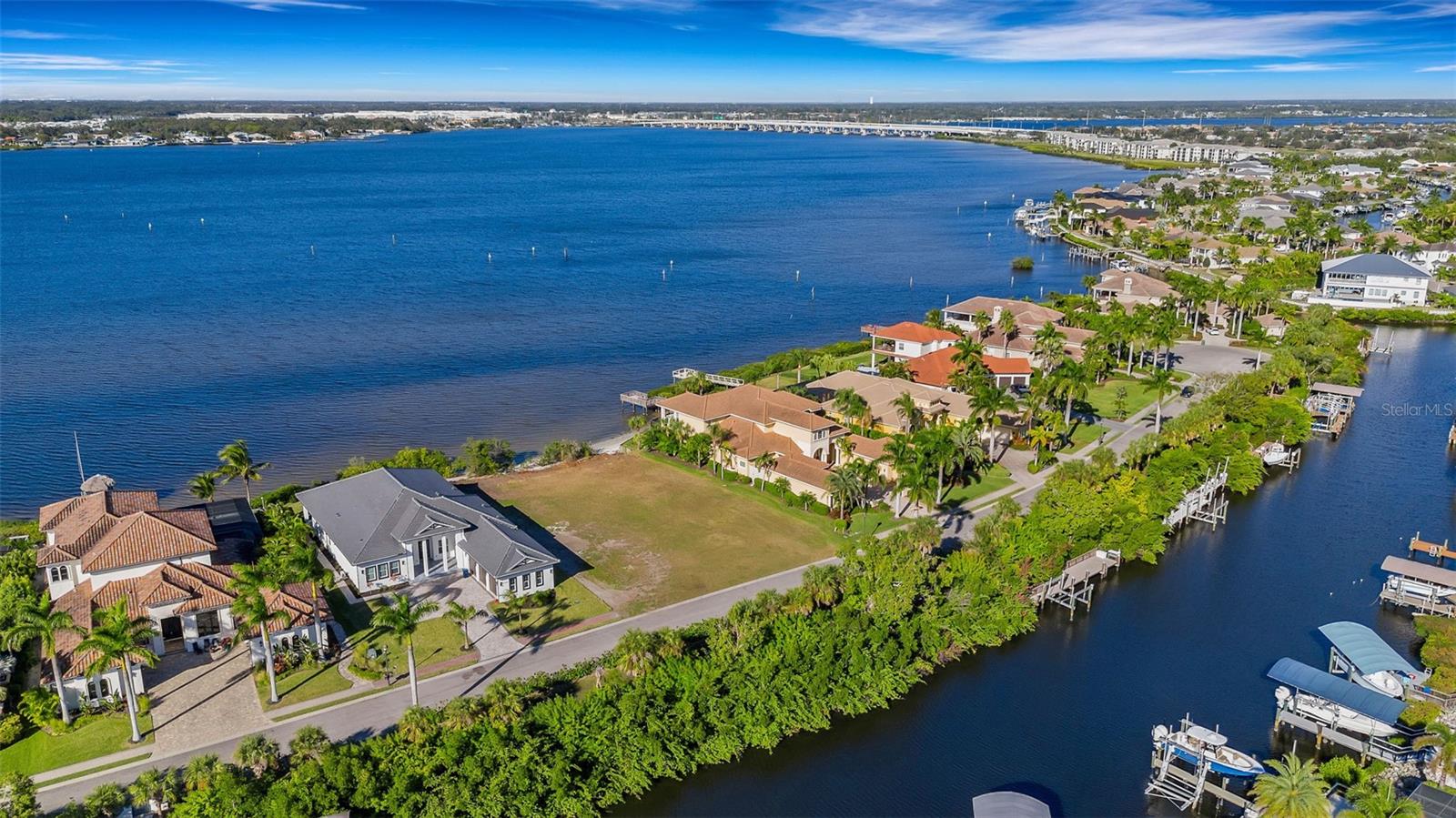 Image 5 of 14 For 4111 Hawk Island Drive