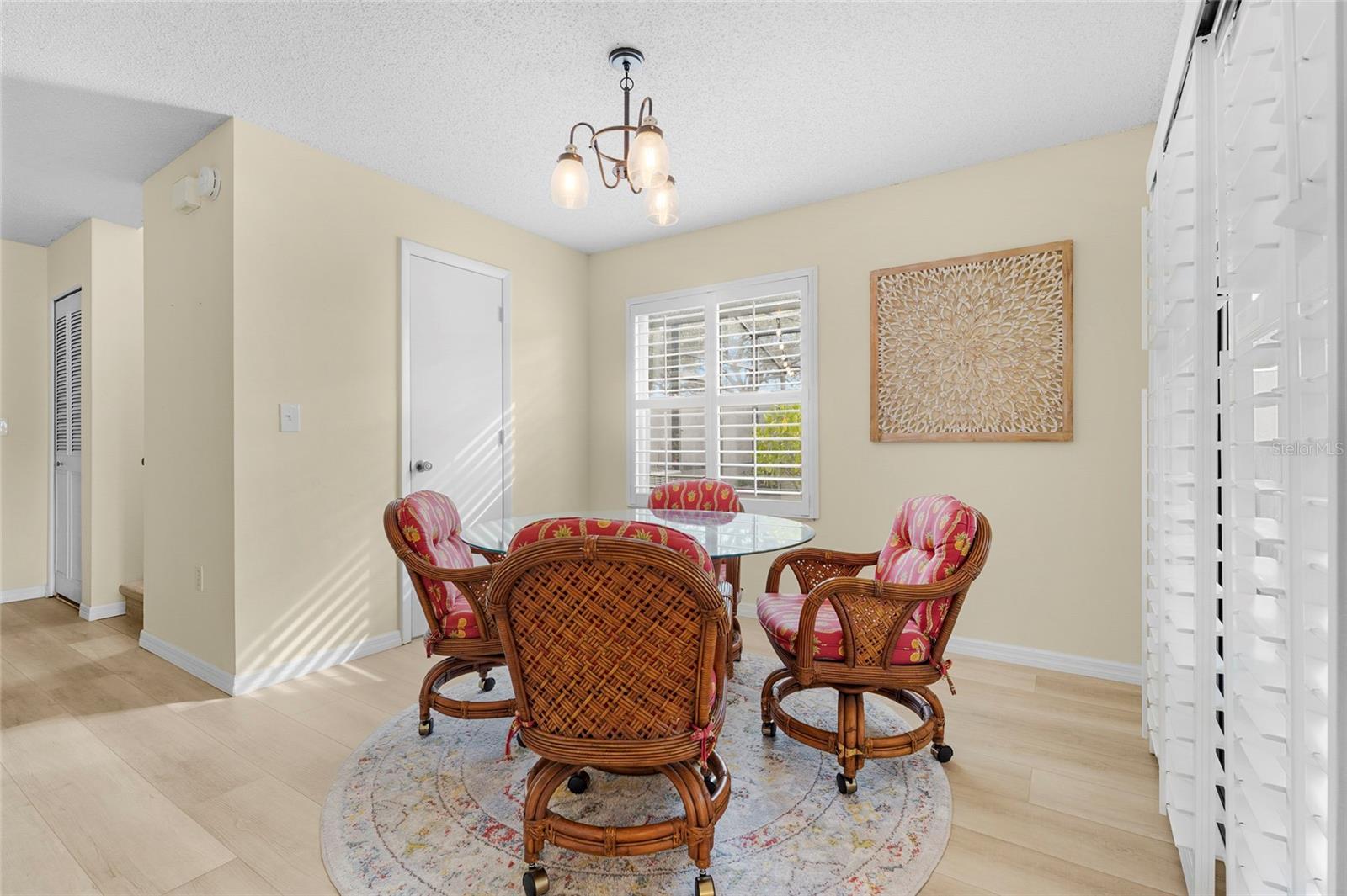 Image 12 of 42 For 4096 Center Pointe Place 20b