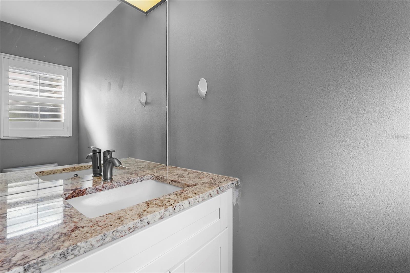 Image 13 of 42 For 4096 Center Pointe Place 20b