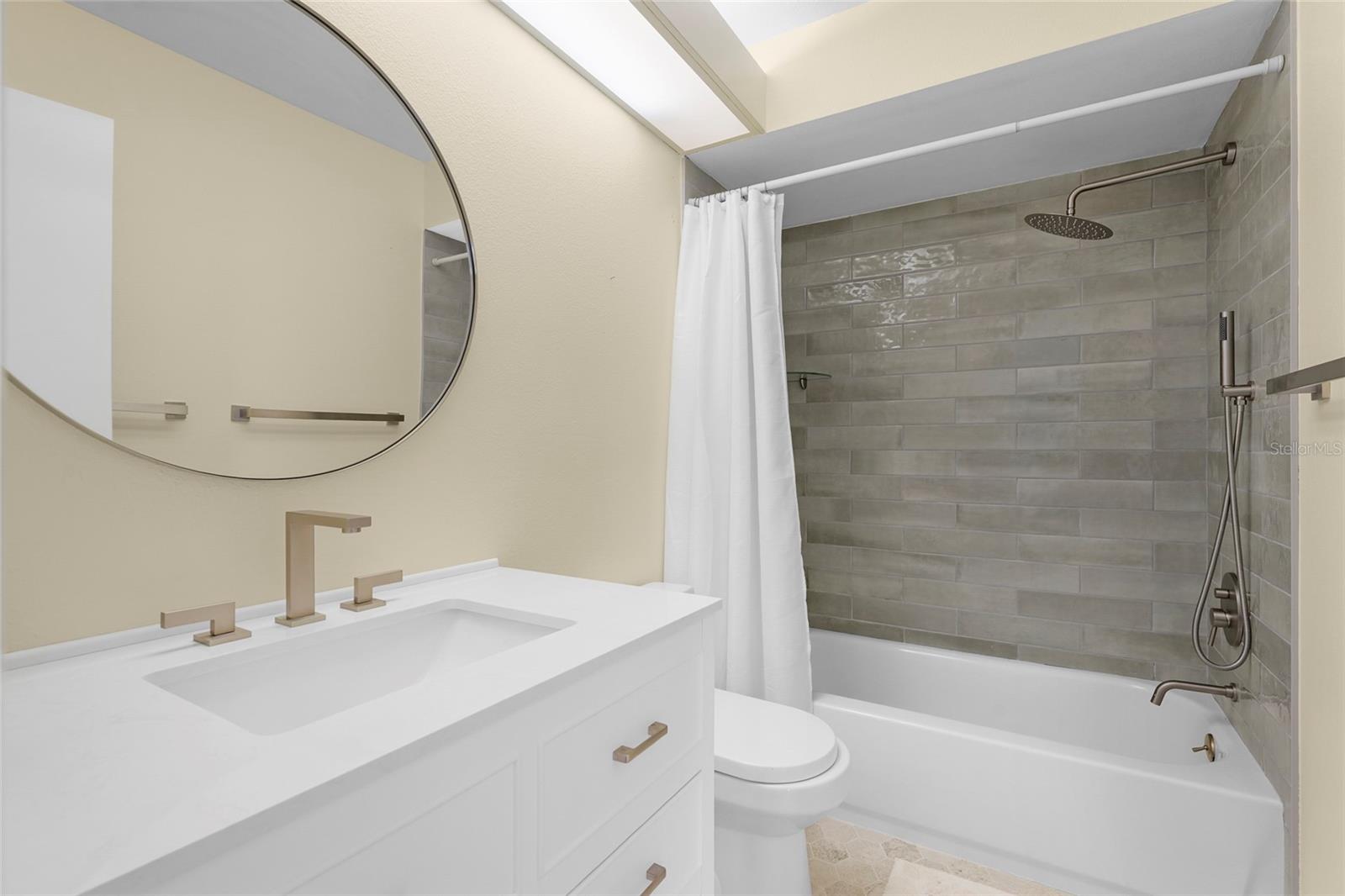 Image 21 of 42 For 4096 Center Pointe Place 20b