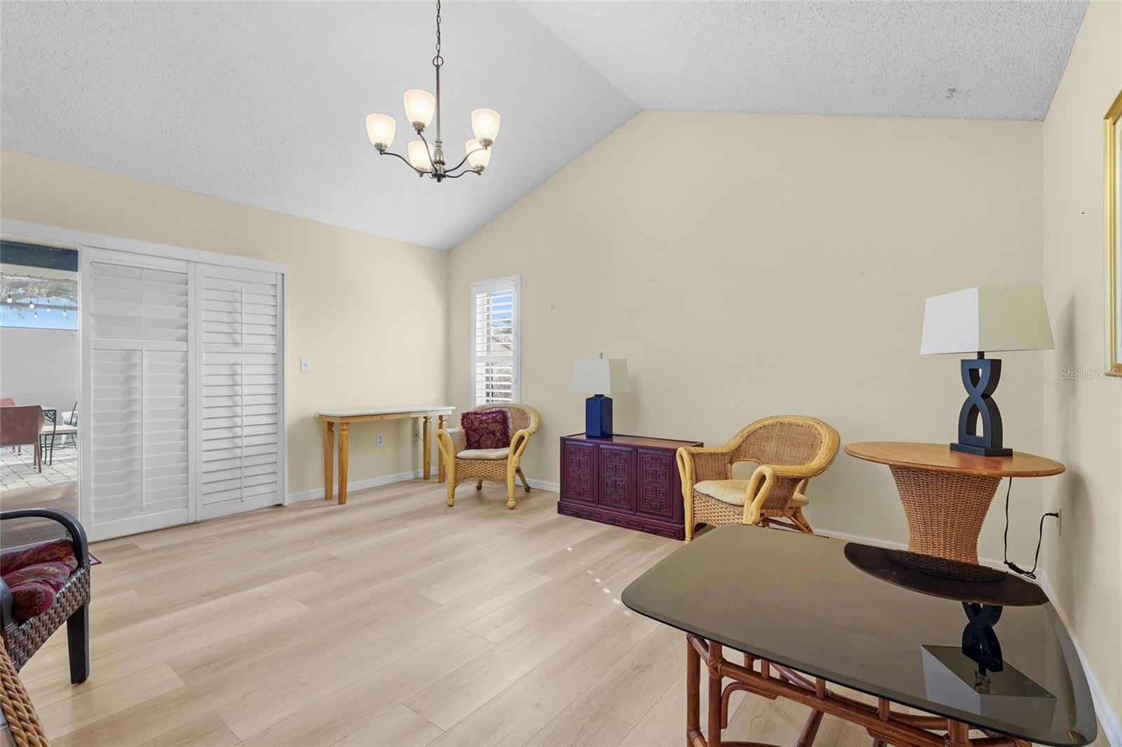 Image 4 of 42 For 4096 Center Pointe Place 20b