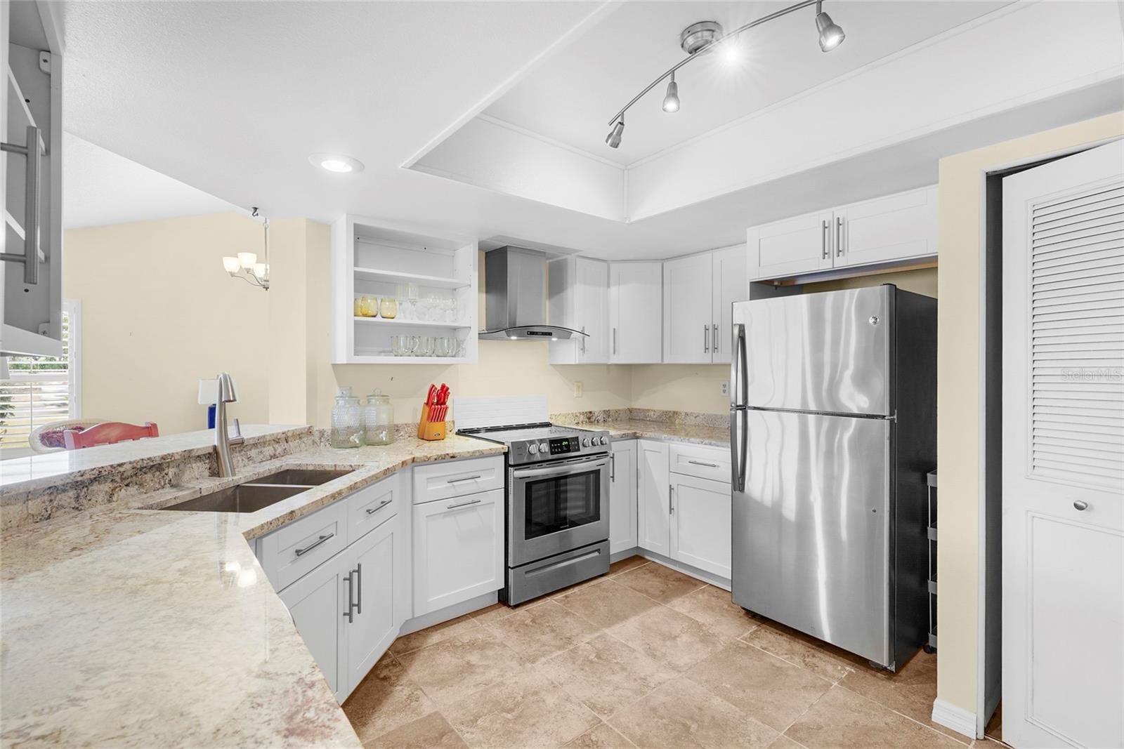 Image 7 of 42 For 4096 Center Pointe Place 20b