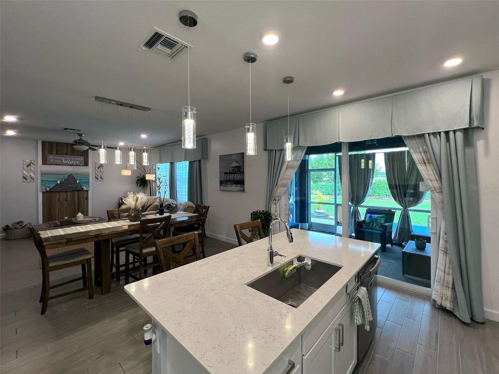 Image 11 of 47 For 1328 Wandering Willow Way