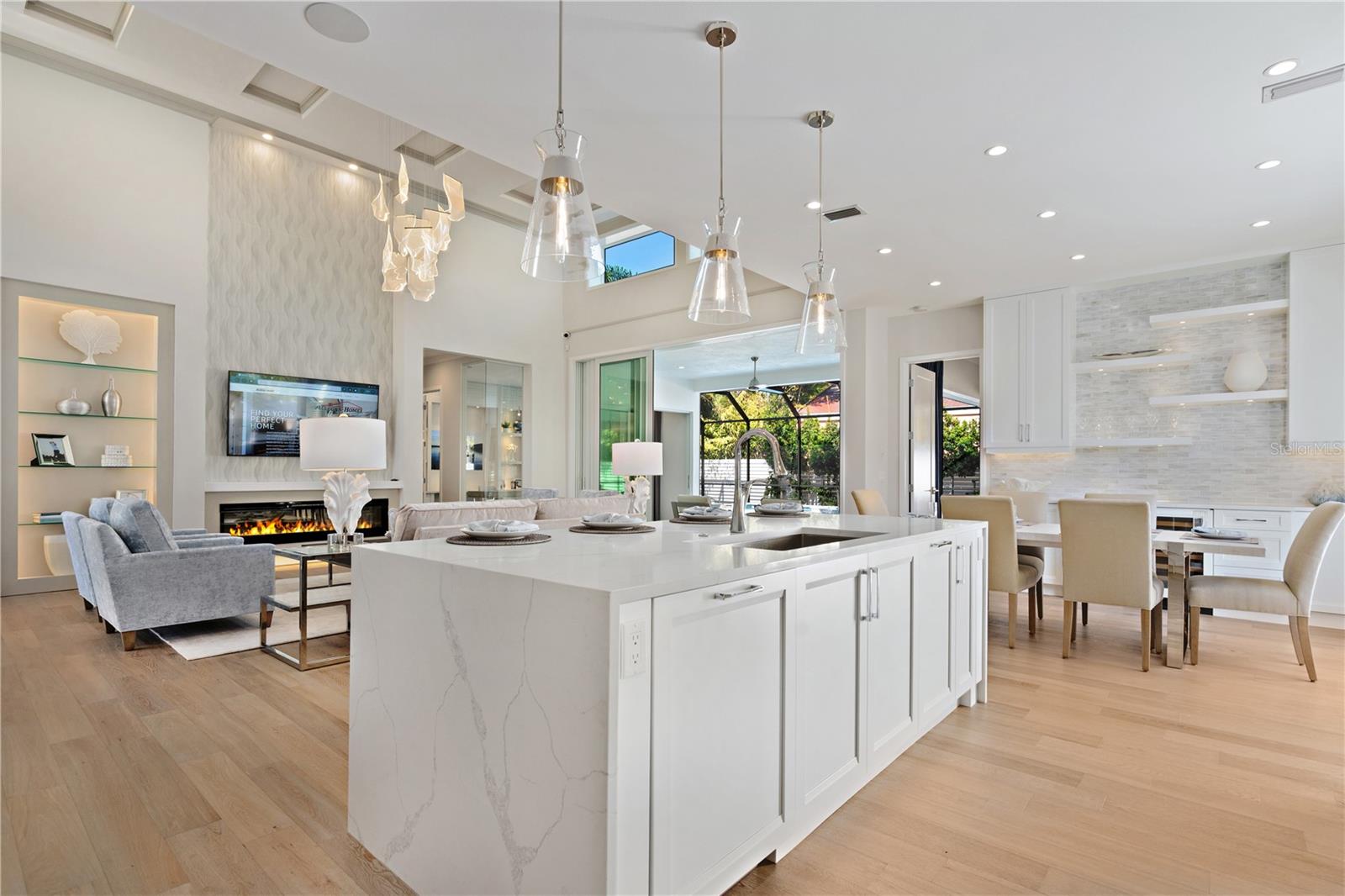 Image 12 of 61 For 5103 Windward Avenue