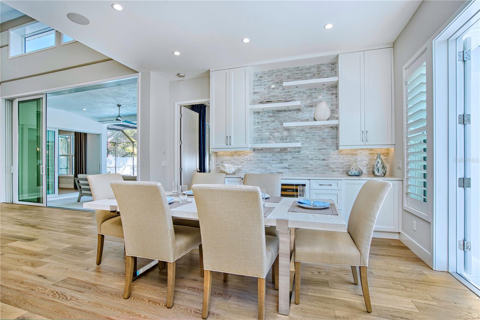 Image 20 of 61 For 5103 Windward Avenue