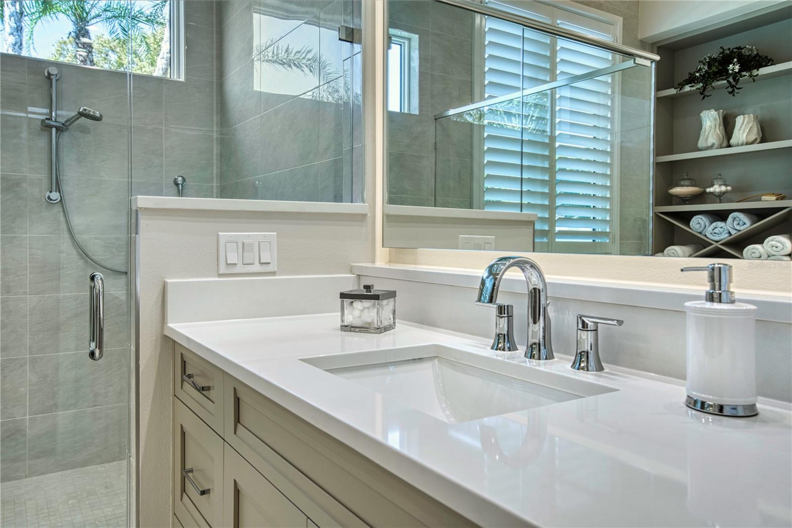 Image 27 of 61 For 5103 Windward Avenue