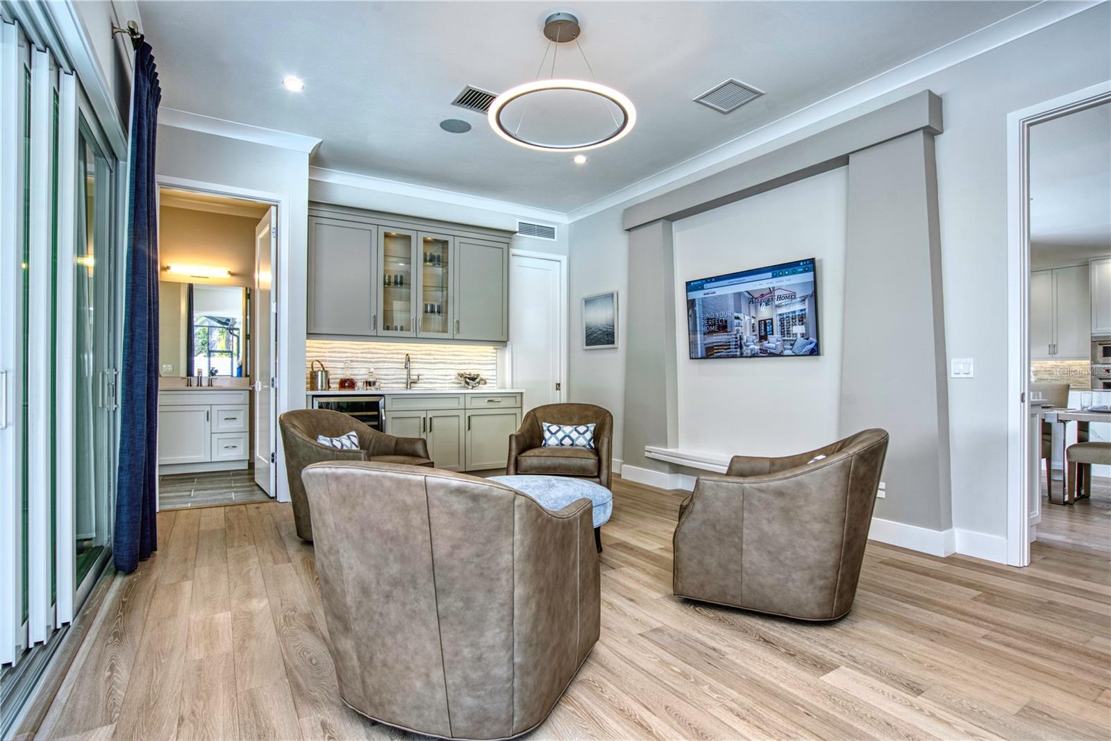 Image 35 of 61 For 5103 Windward Avenue