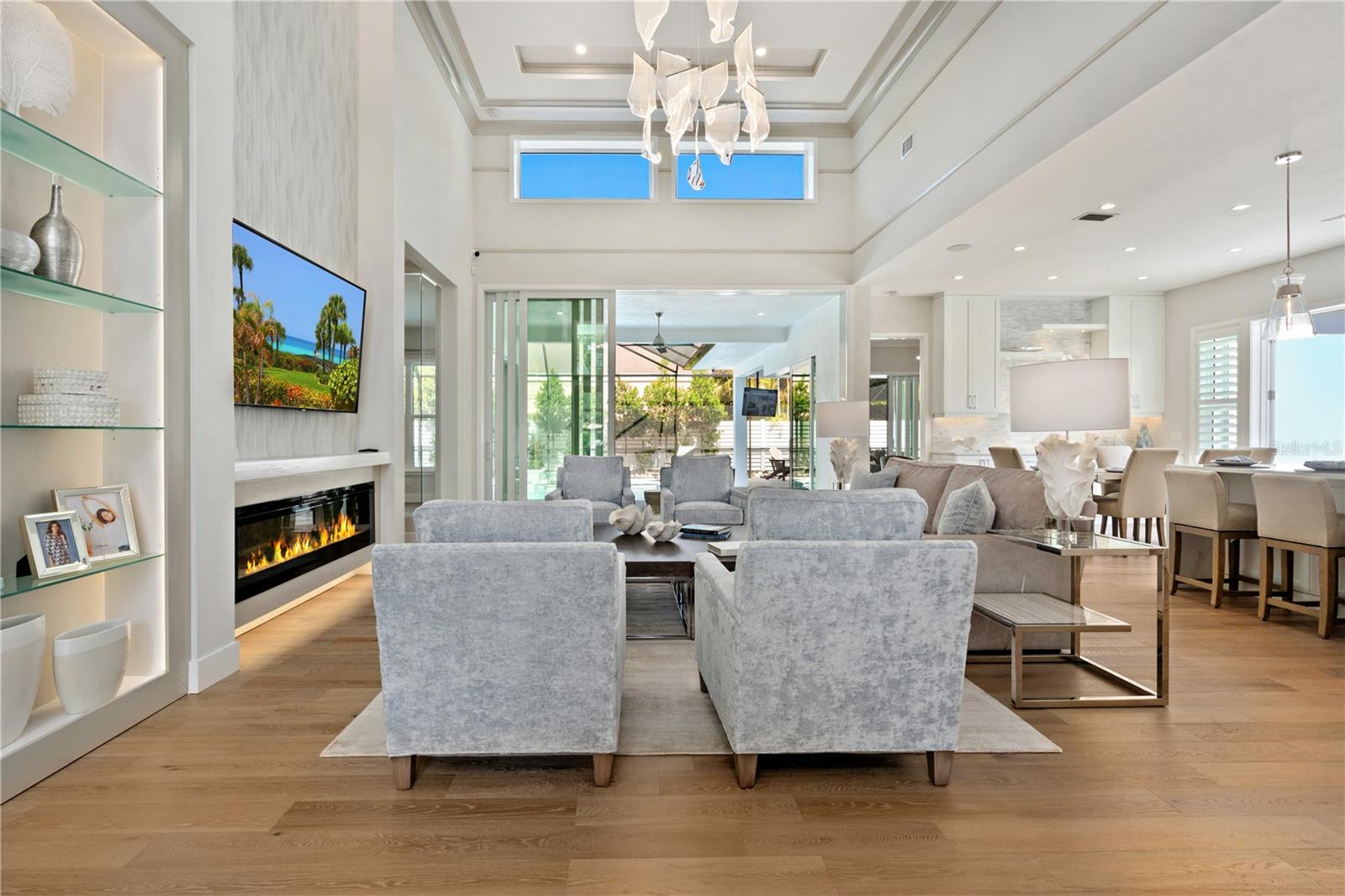 Image 5 of 61 For 5103 Windward Avenue