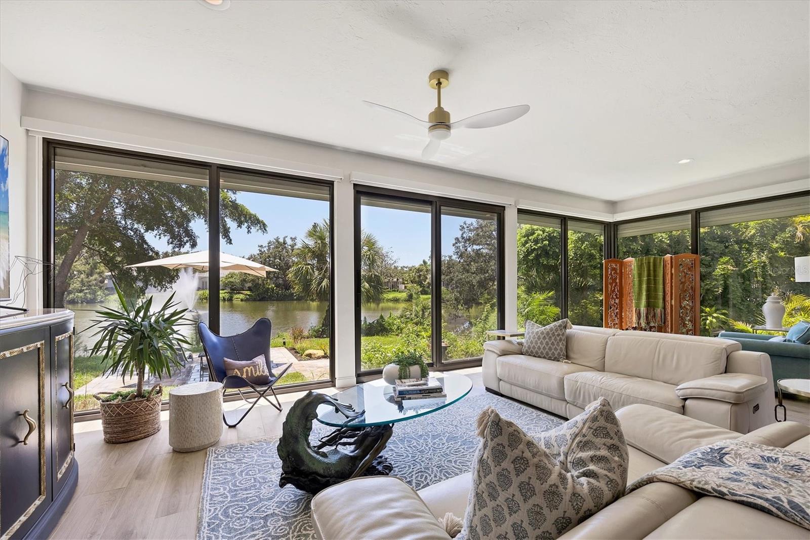 Image 12 of 37 For 17 Bayhead Lane